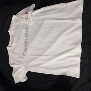 Calvin Klein T-shirt